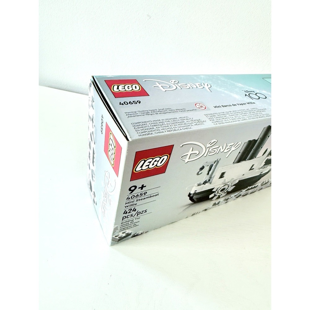 LEGO Limited edition 40659 Steamboat Willie Disney 100th Anniversary Japan - Picture 3 of 7